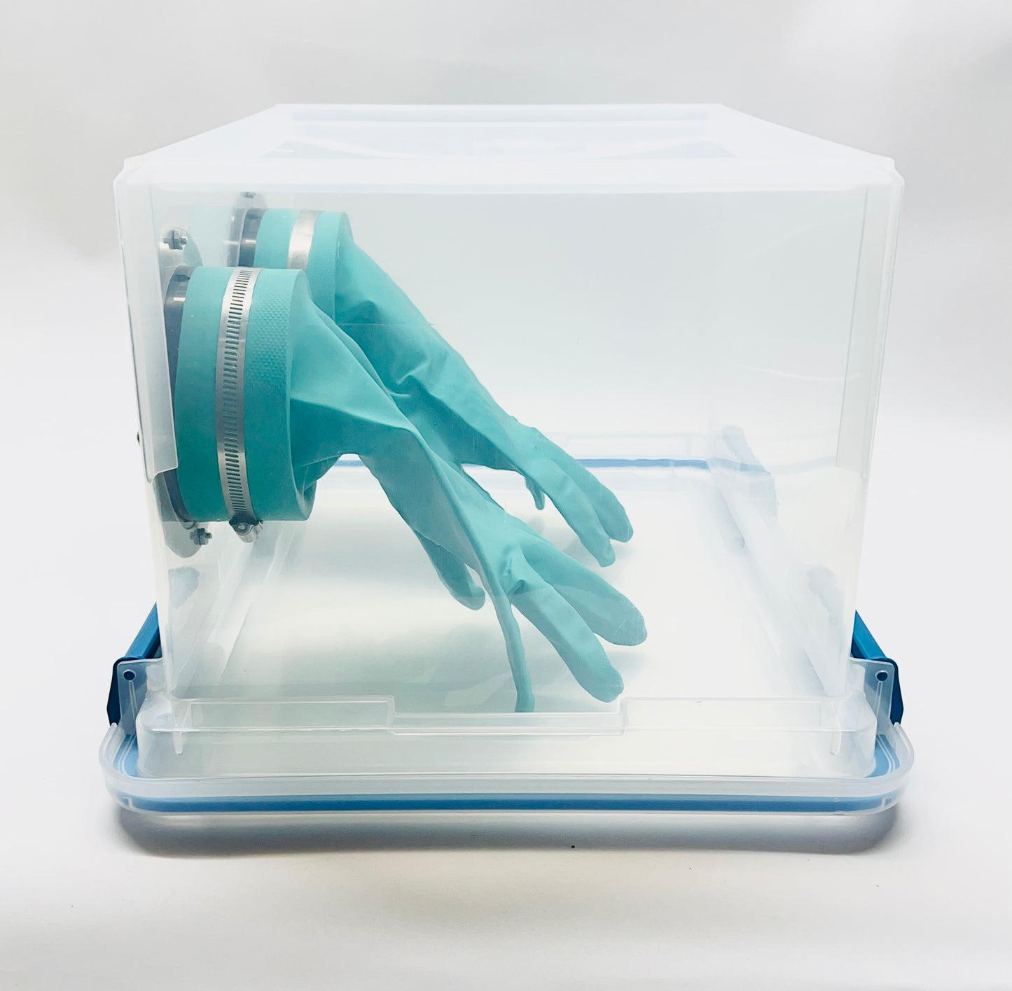 Glovebox - Sterile Workspace - 32 Qt.